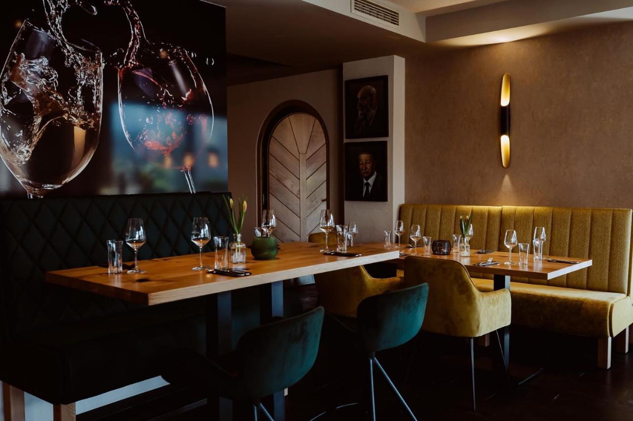Weingut Und Gaestehaus Apel นิทเทอ ภายนอก รูปภาพ